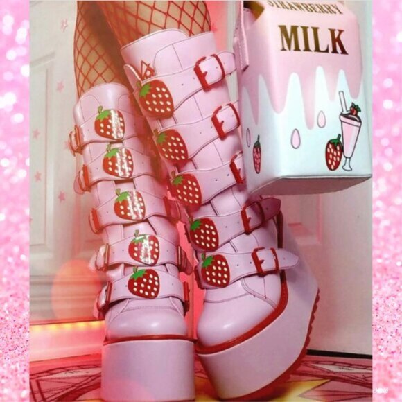 YRU Dune Strawberry Platform Boots - Picture 1 of 9